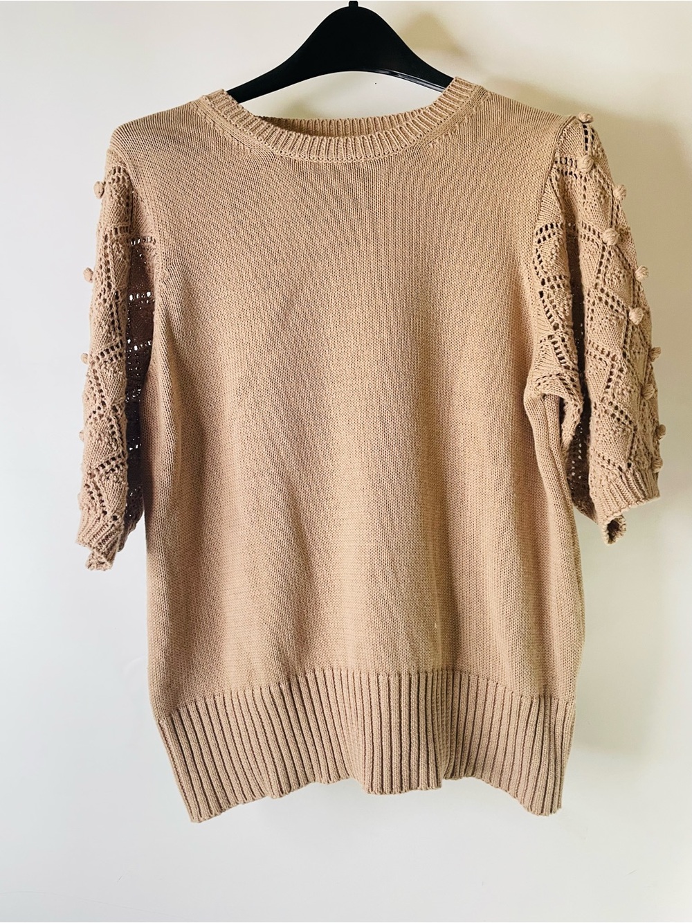 BTBFM Short-Sleeve Knit Pullover Sweater in Camel Pom Pom Puff Sleeve M